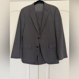 Men's Huge Boss Charcoal Pinstripe Two-Button Suit Jacket